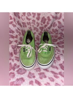 Grunge retro Vans Lime Green Sneakers men’s size 6 shoes